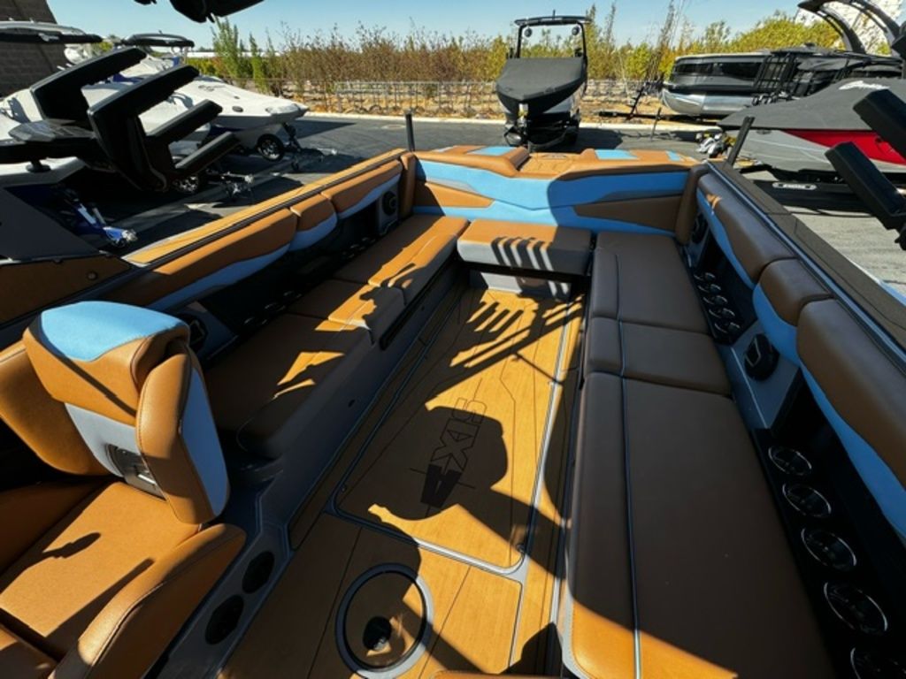 2024 Axis Wake Research T250