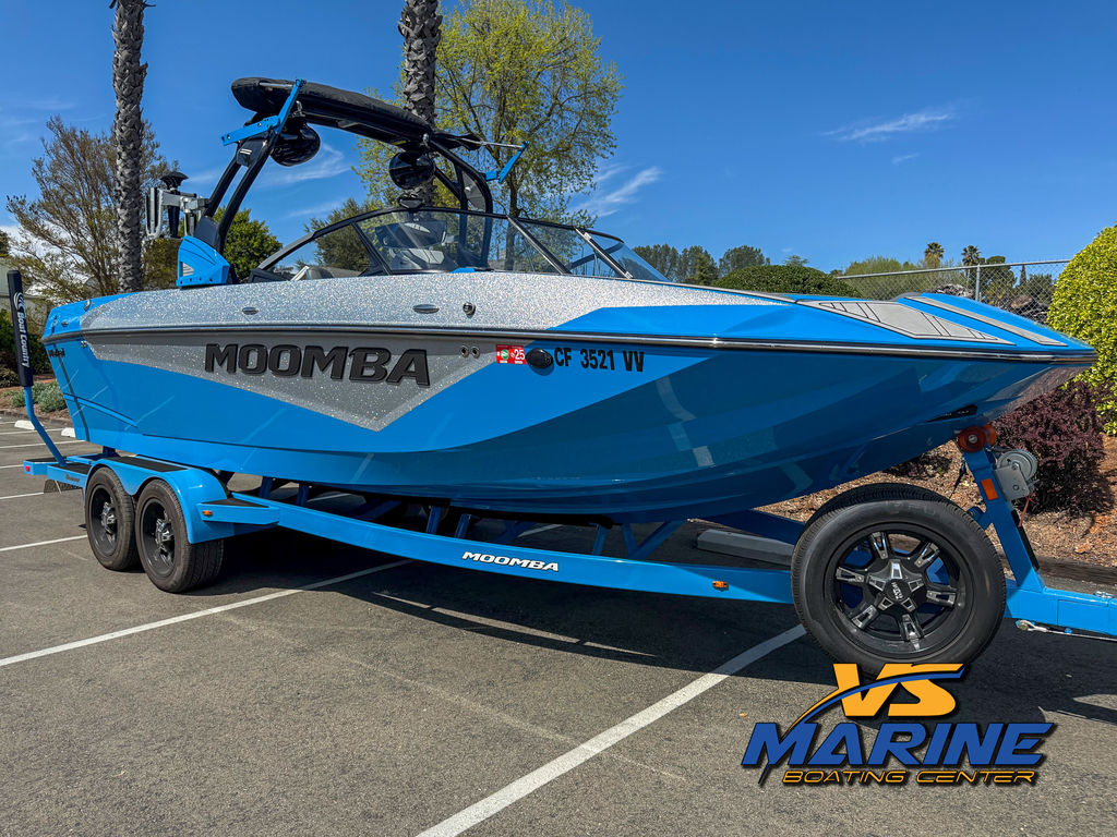 2022 MOOMBA Makai