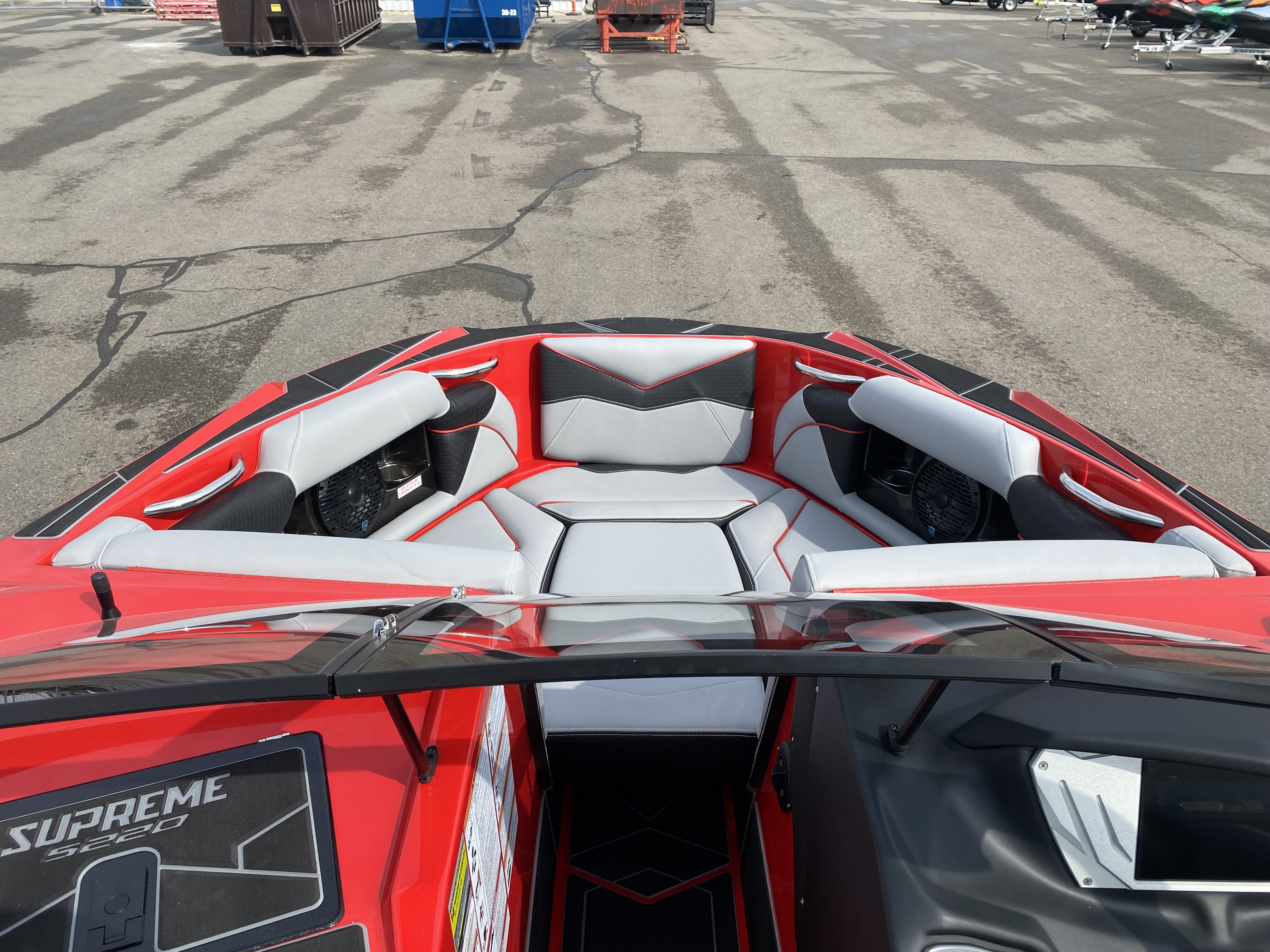 2024 Supreme S220