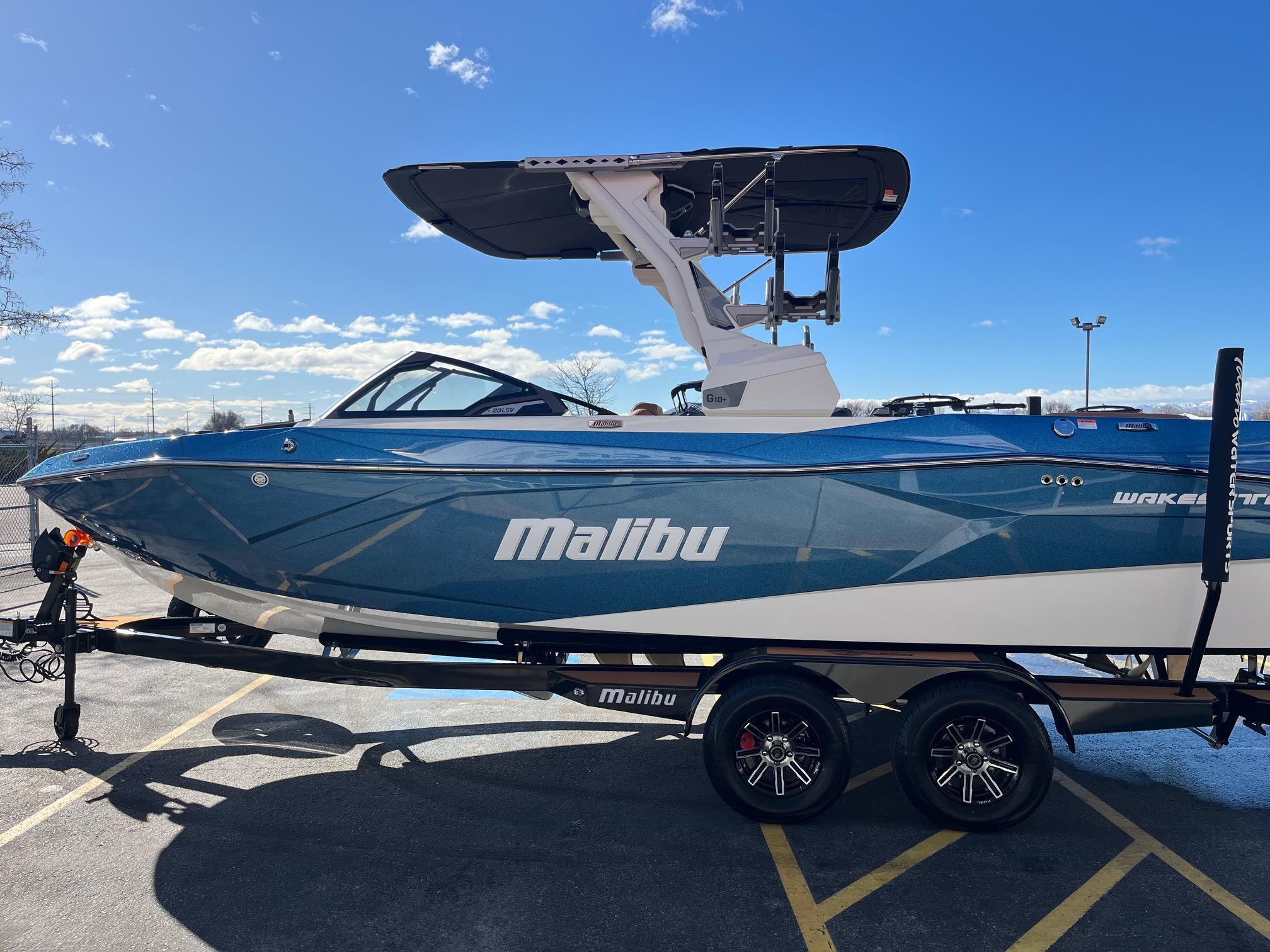 boat.Title