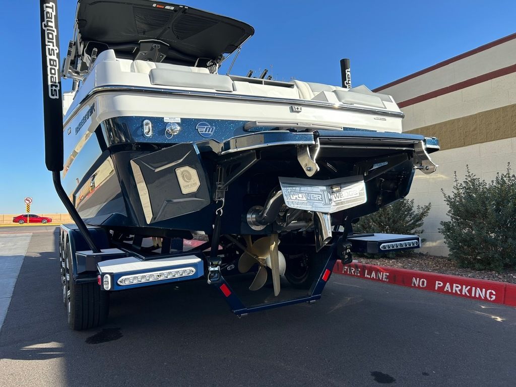 2025 Malibu Boats 24 MXZ