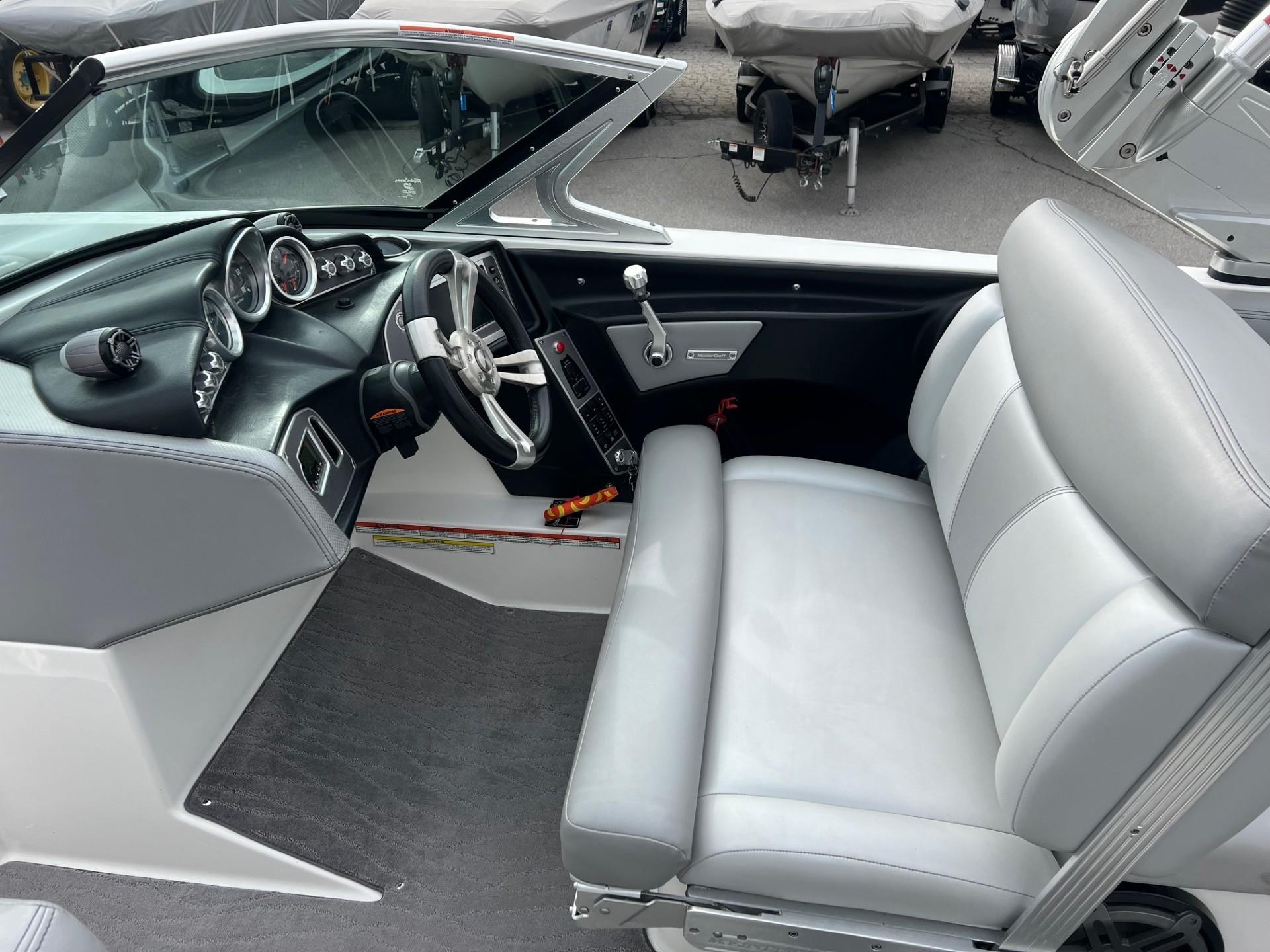 2017 MasterCraft X46
