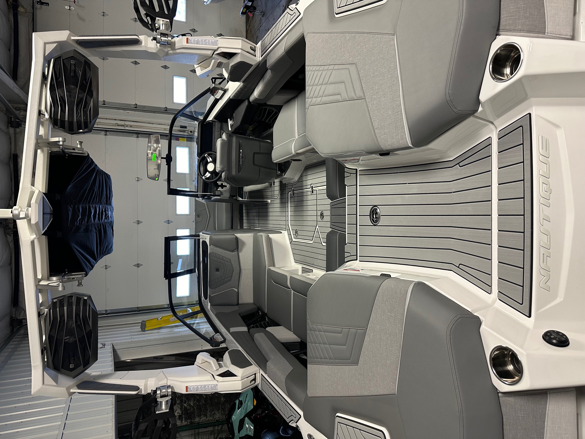 2024 Nautique G23