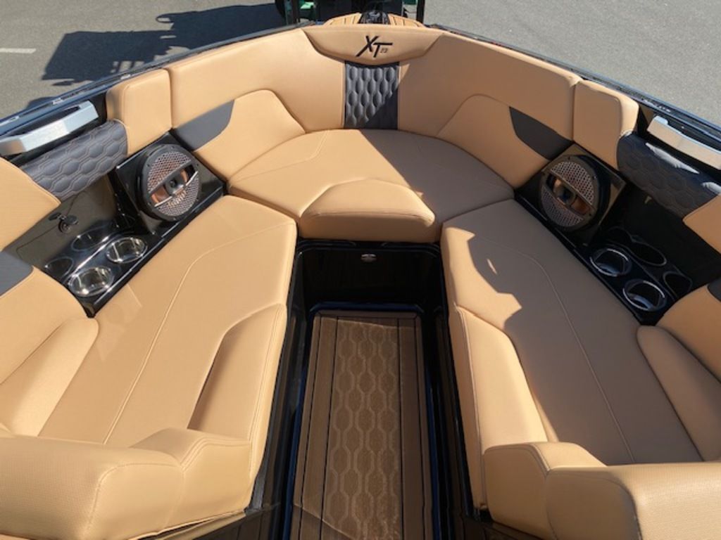 2025 MasterCraft XT23