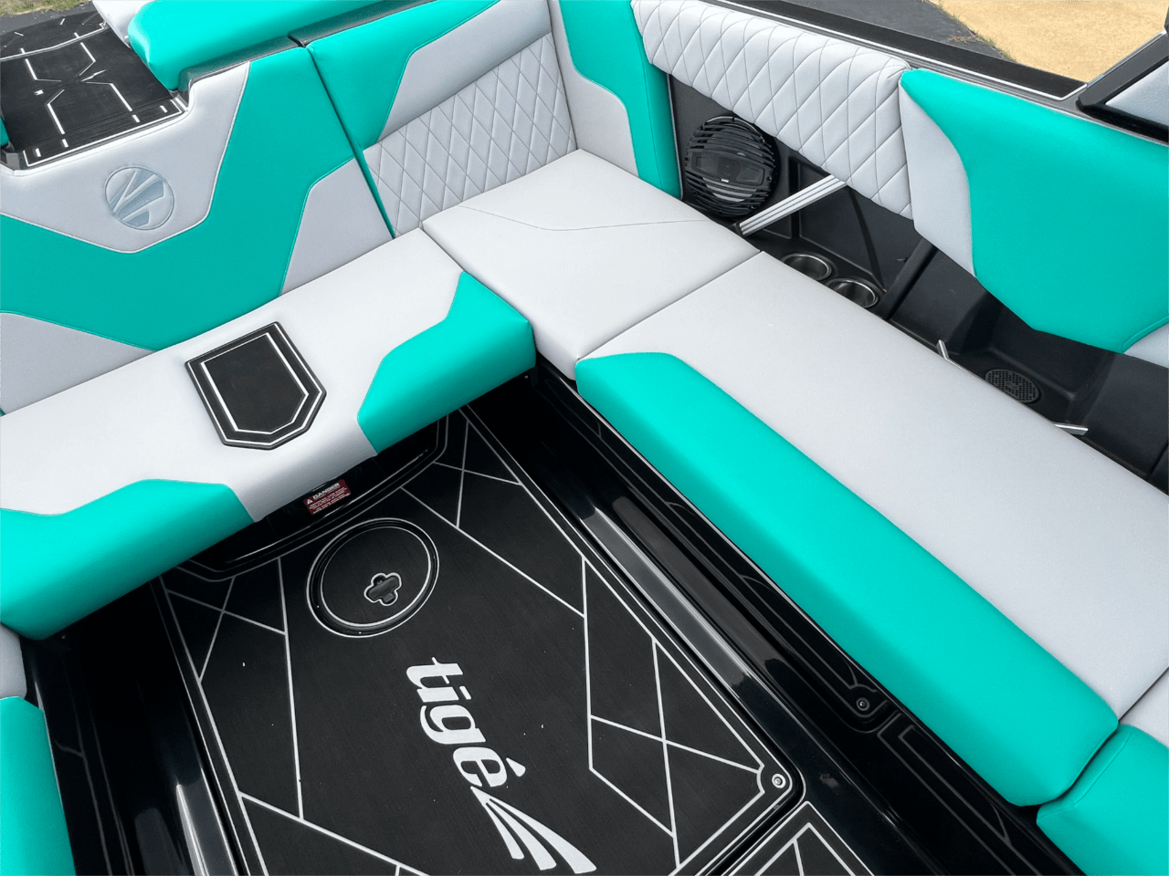2024 Tige Z3. Vivid Paint!!