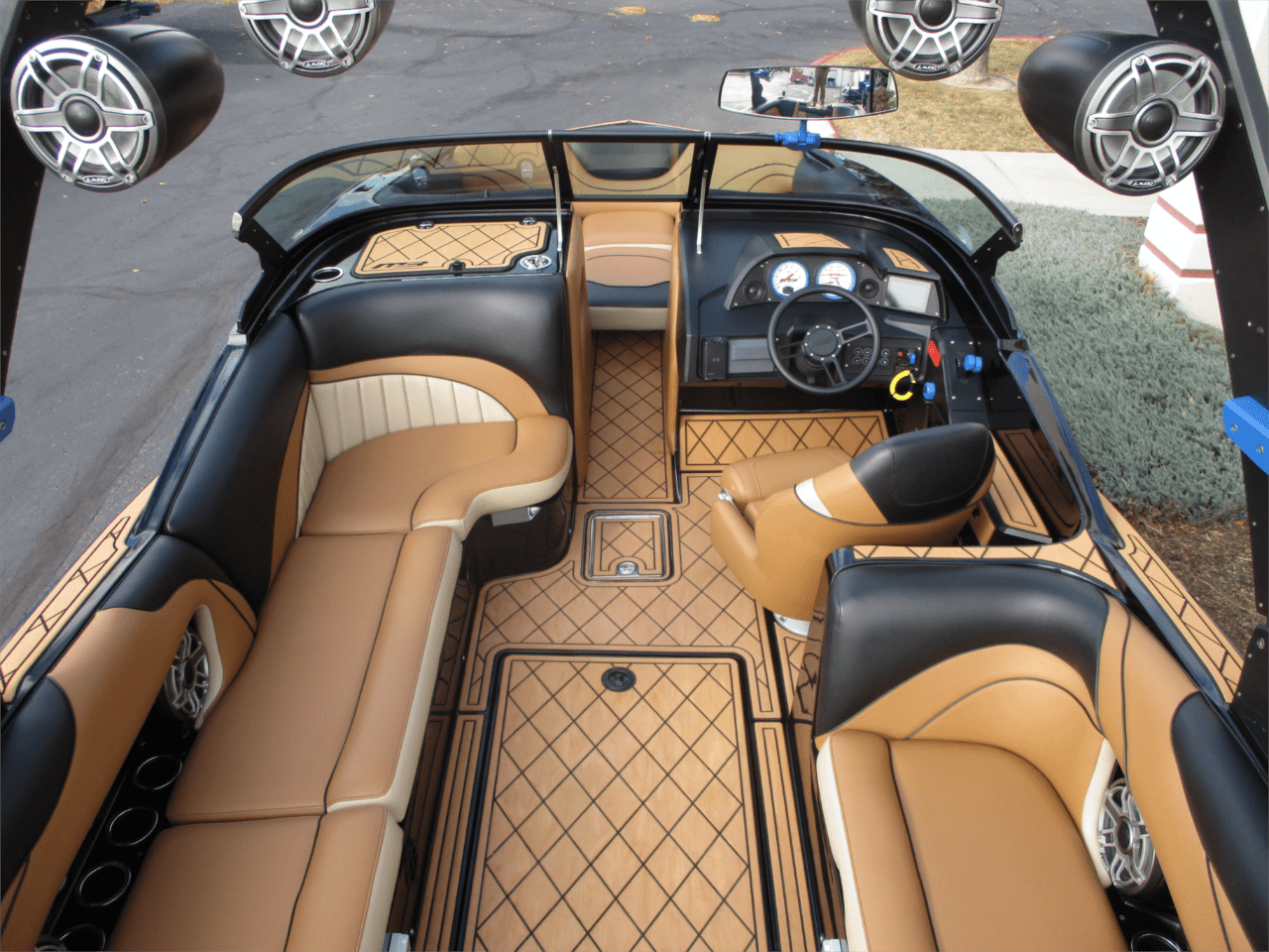2022 MB SPORTS B52 23’ ALPHA