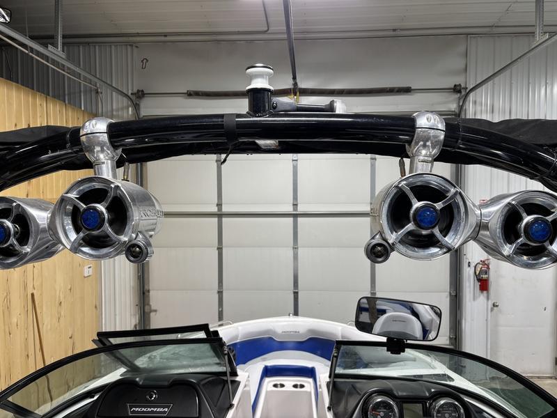 2015 Moomba Mobius LSV