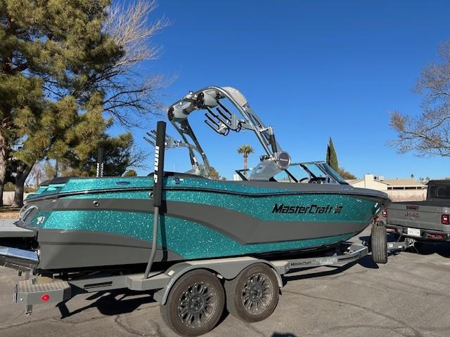 2021 MasterCraft XT23 Icon