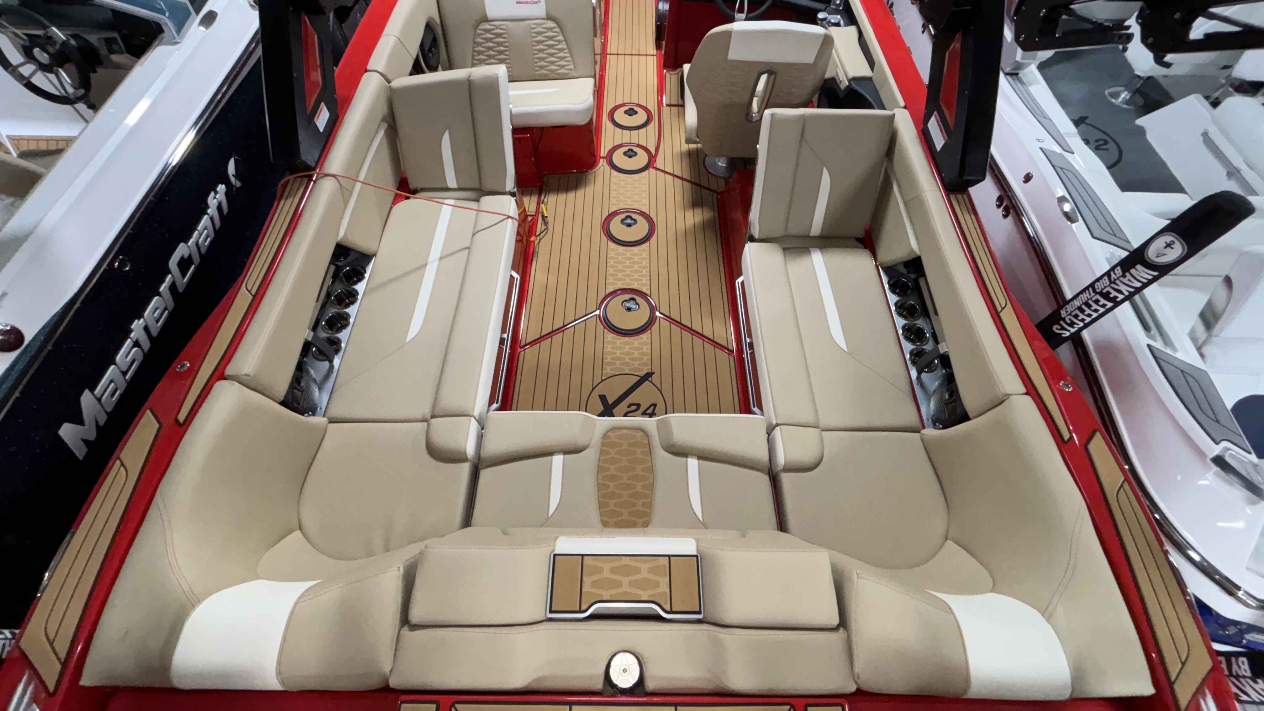 2025 MasterCraft X24