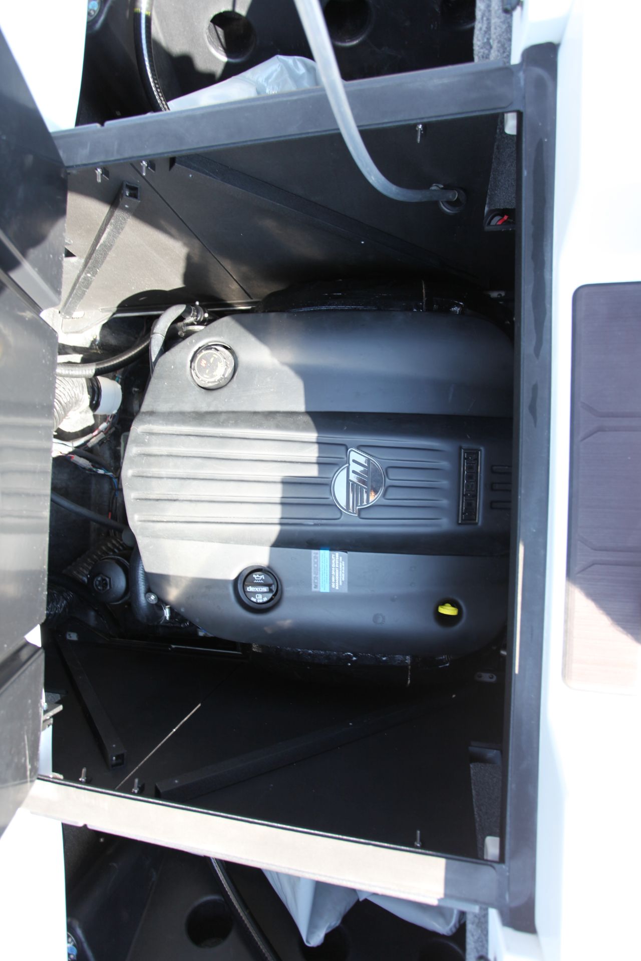  Malibu M220
