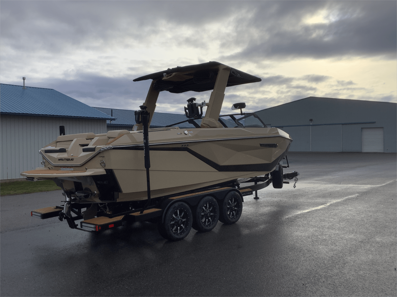 2025 Nautique G23