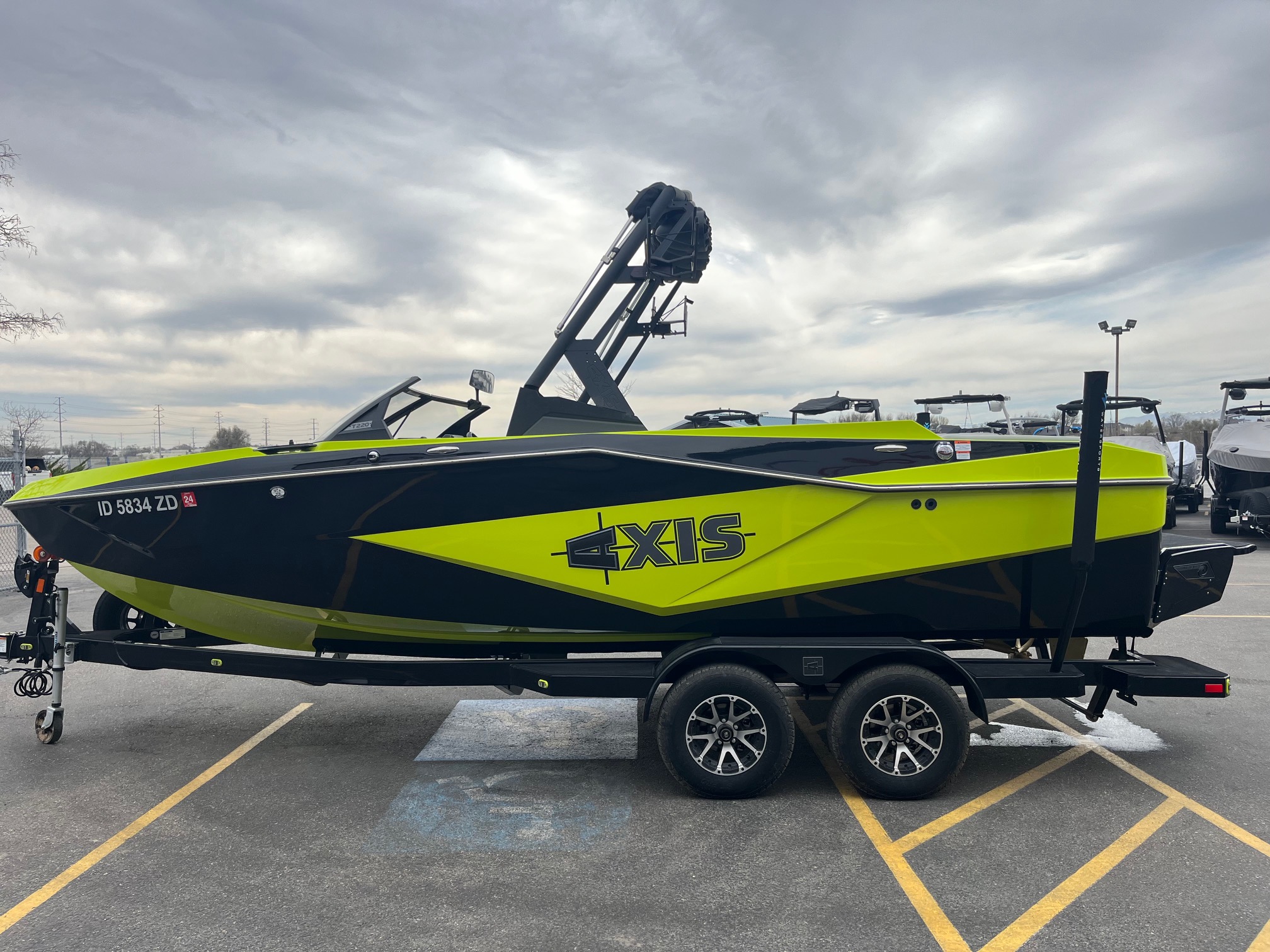 boat.Title