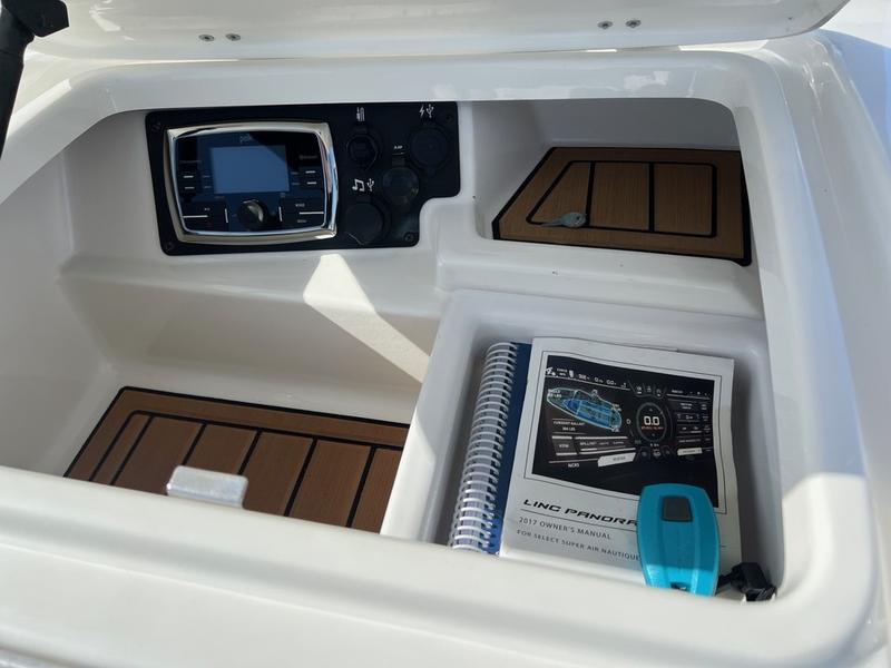 2017 Nautique G23