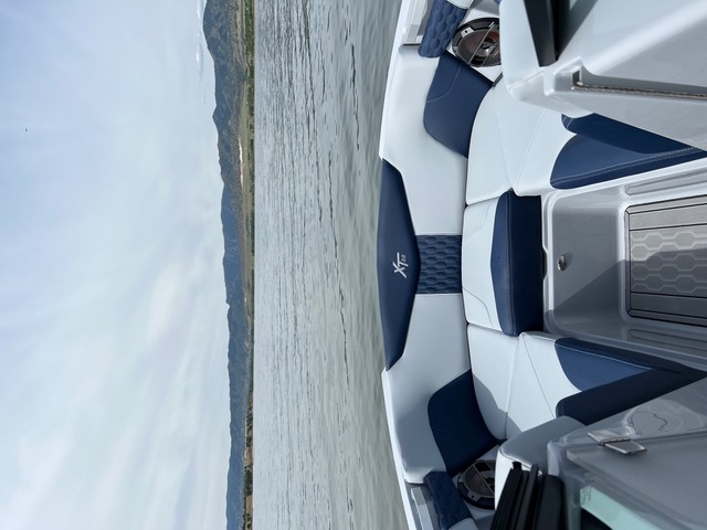 2022 Mastercraft XT22