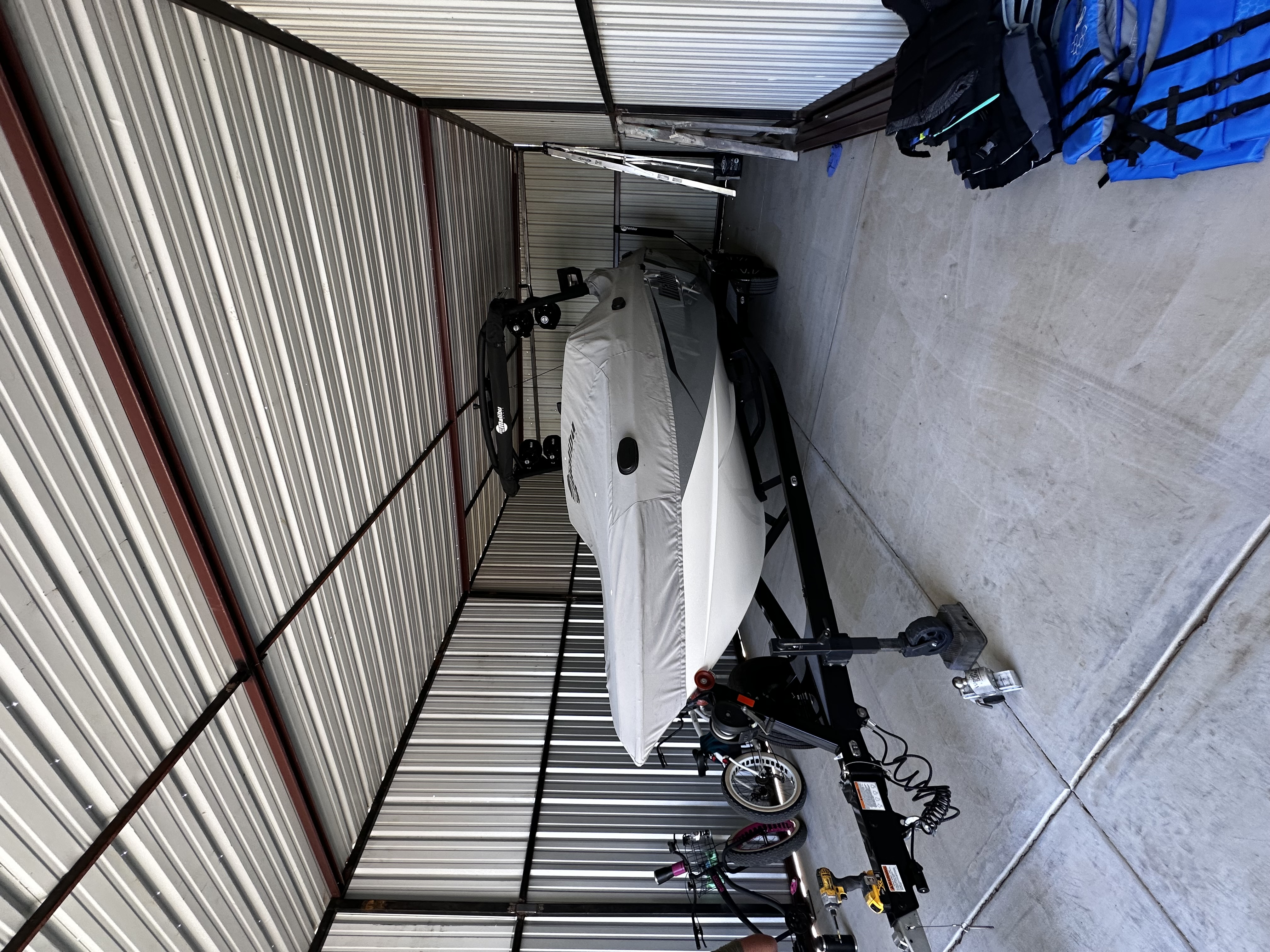 2021 Malibu Wakesetter 25 LSV