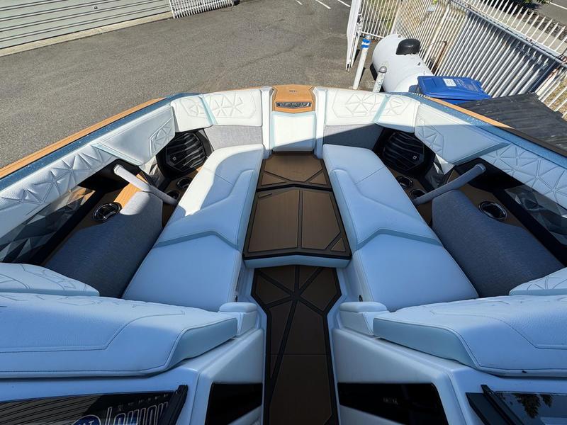 2024 Nautique G23 Paragon