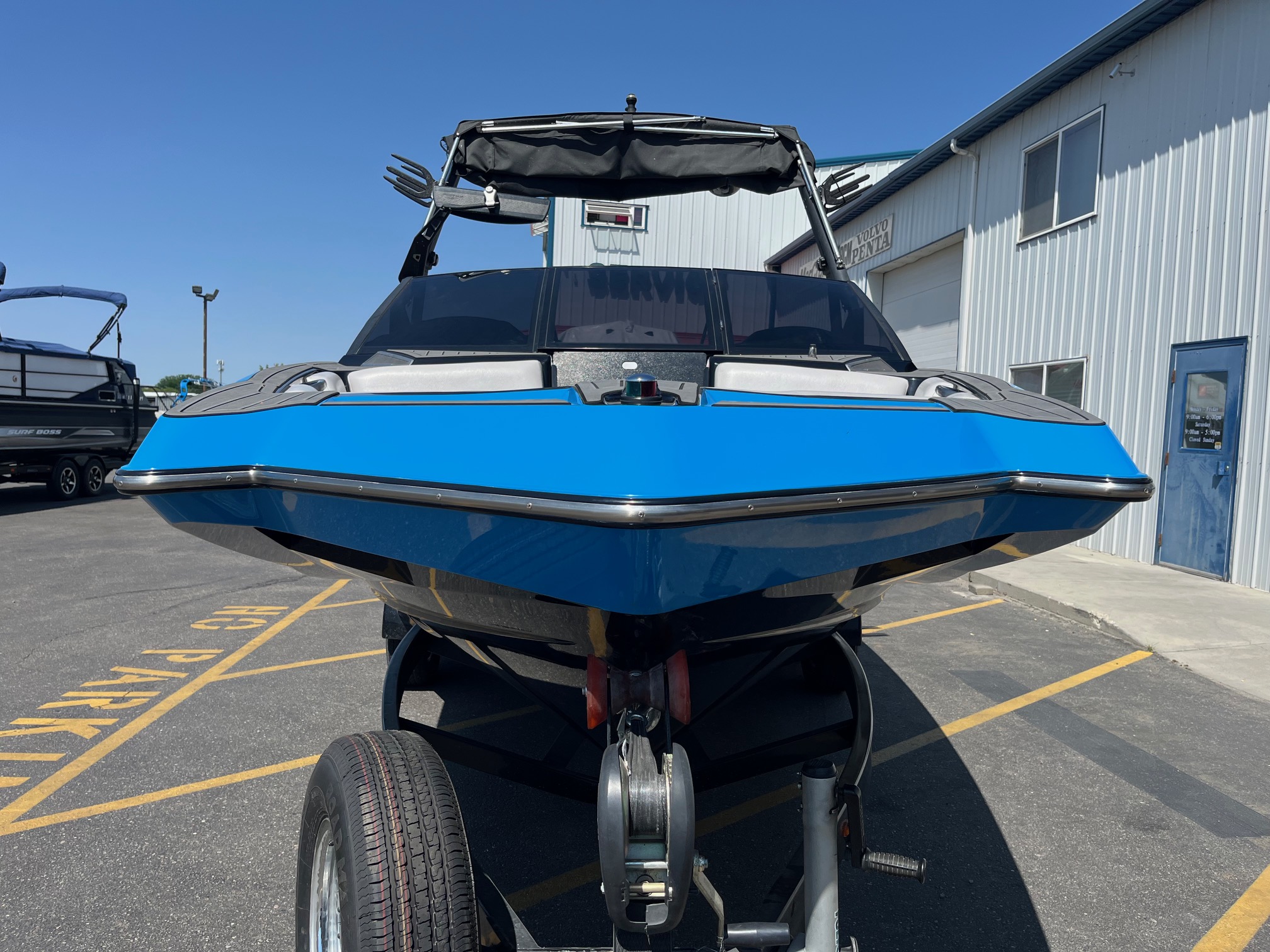 2015 Axis A22
