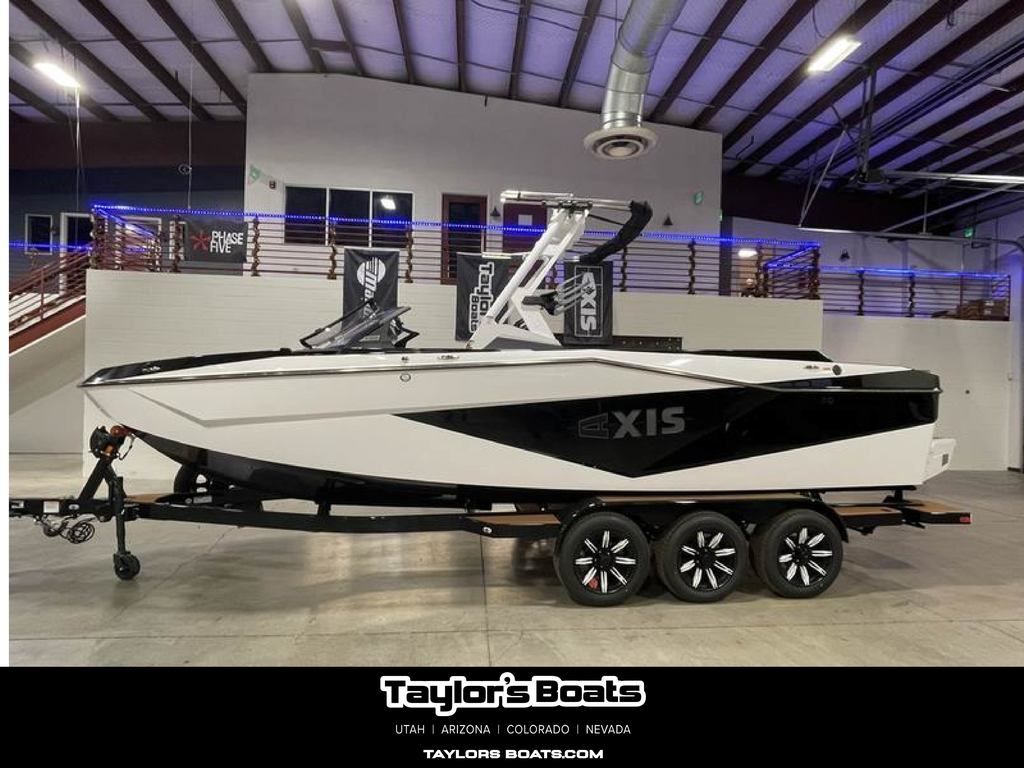 boat.Title