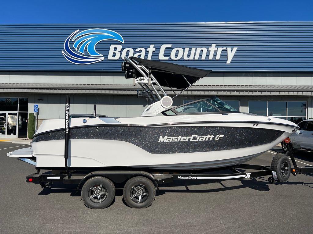 2024 MasterCraft XT22 T
