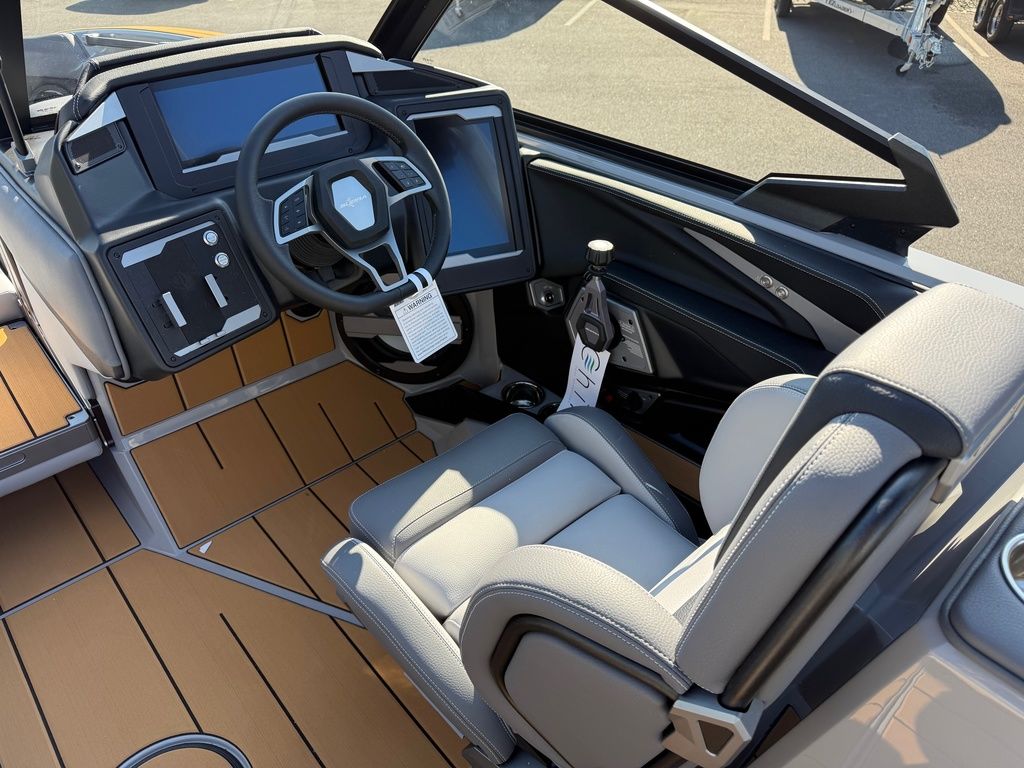 2025 SUPRA SA400