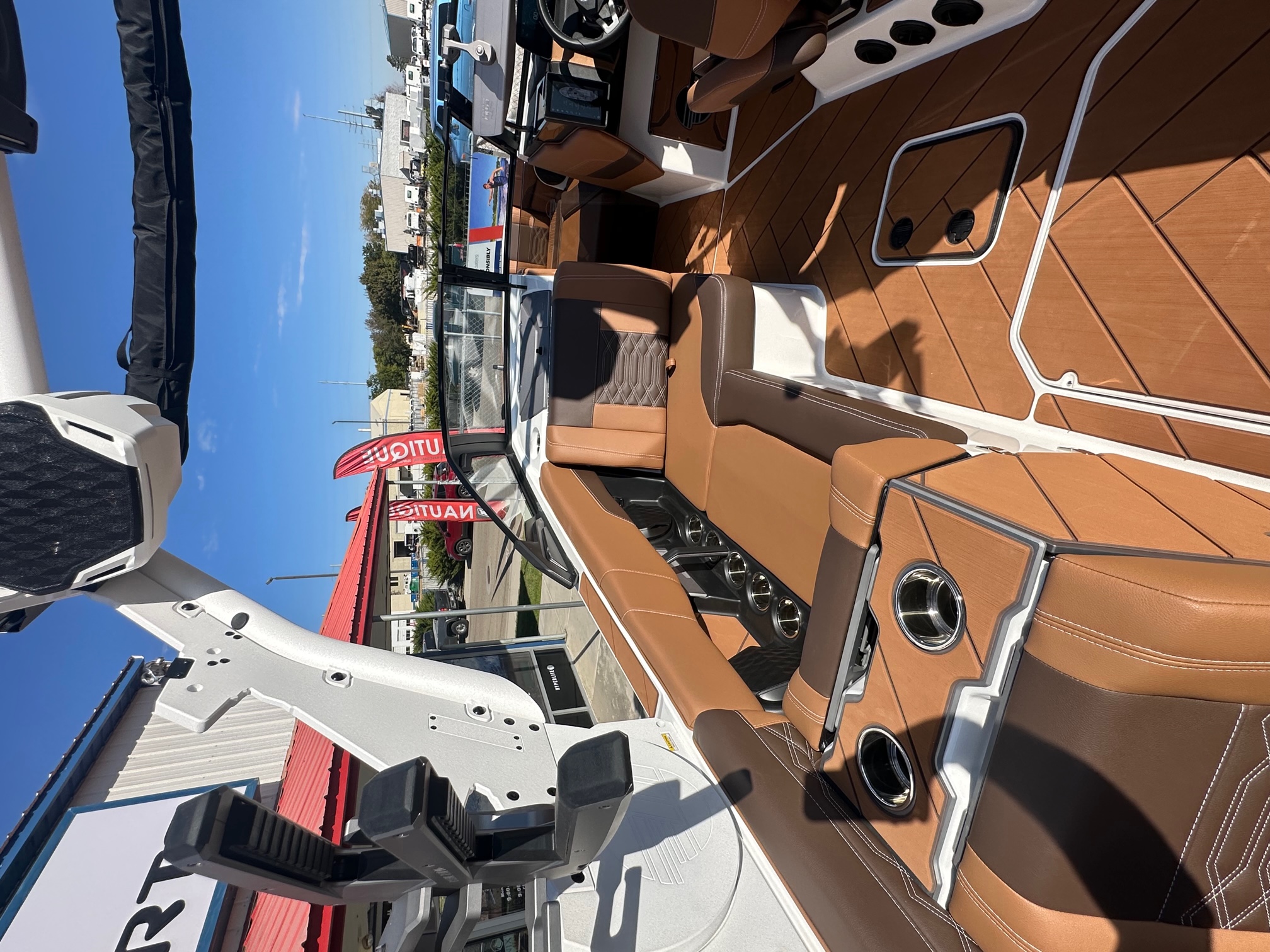 2025 Malibu Boats 26 LSV