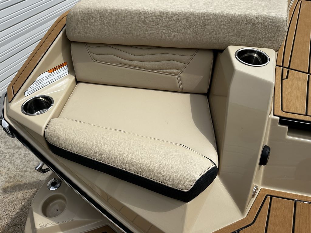 2025 Nautique Super Air Nautique G25