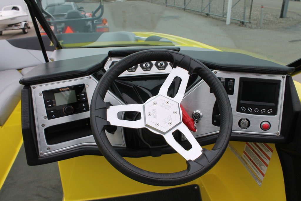 2018 MasterCraft NXT22