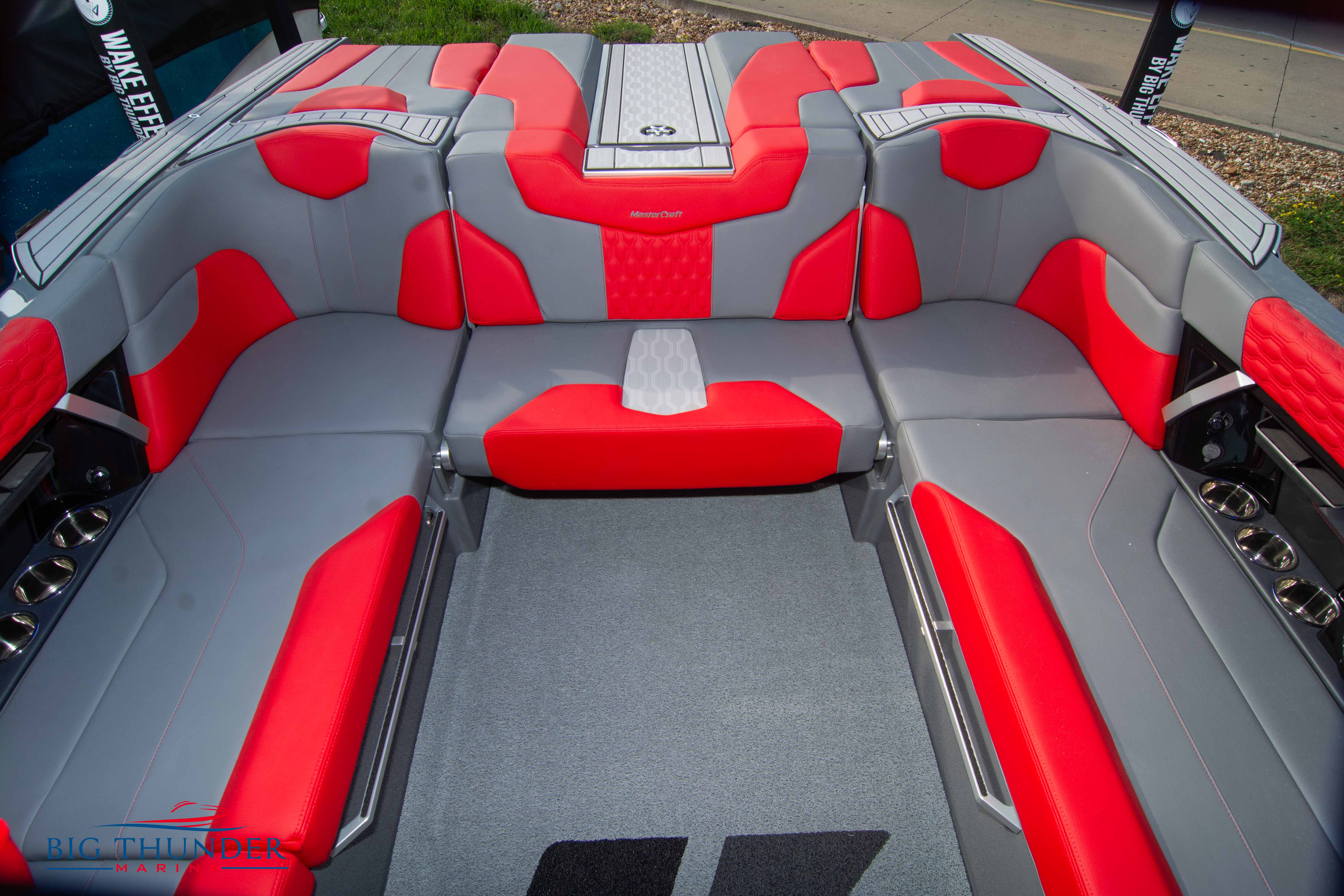 2023 Mastercraft XT22