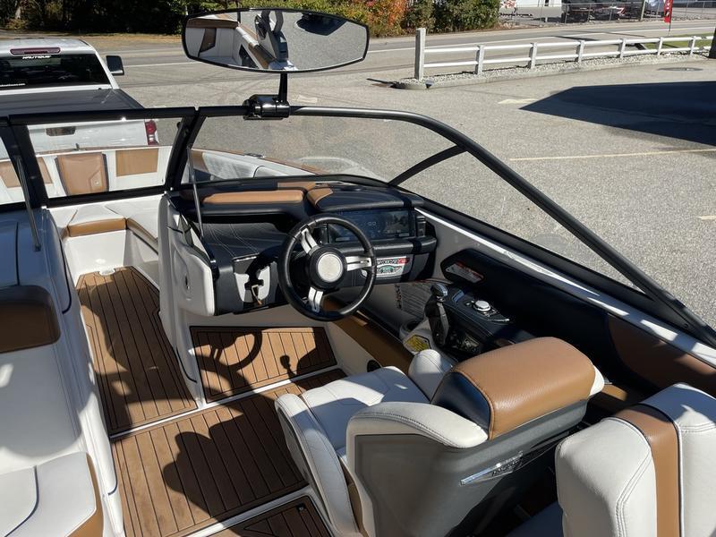 2017 Nautique G23