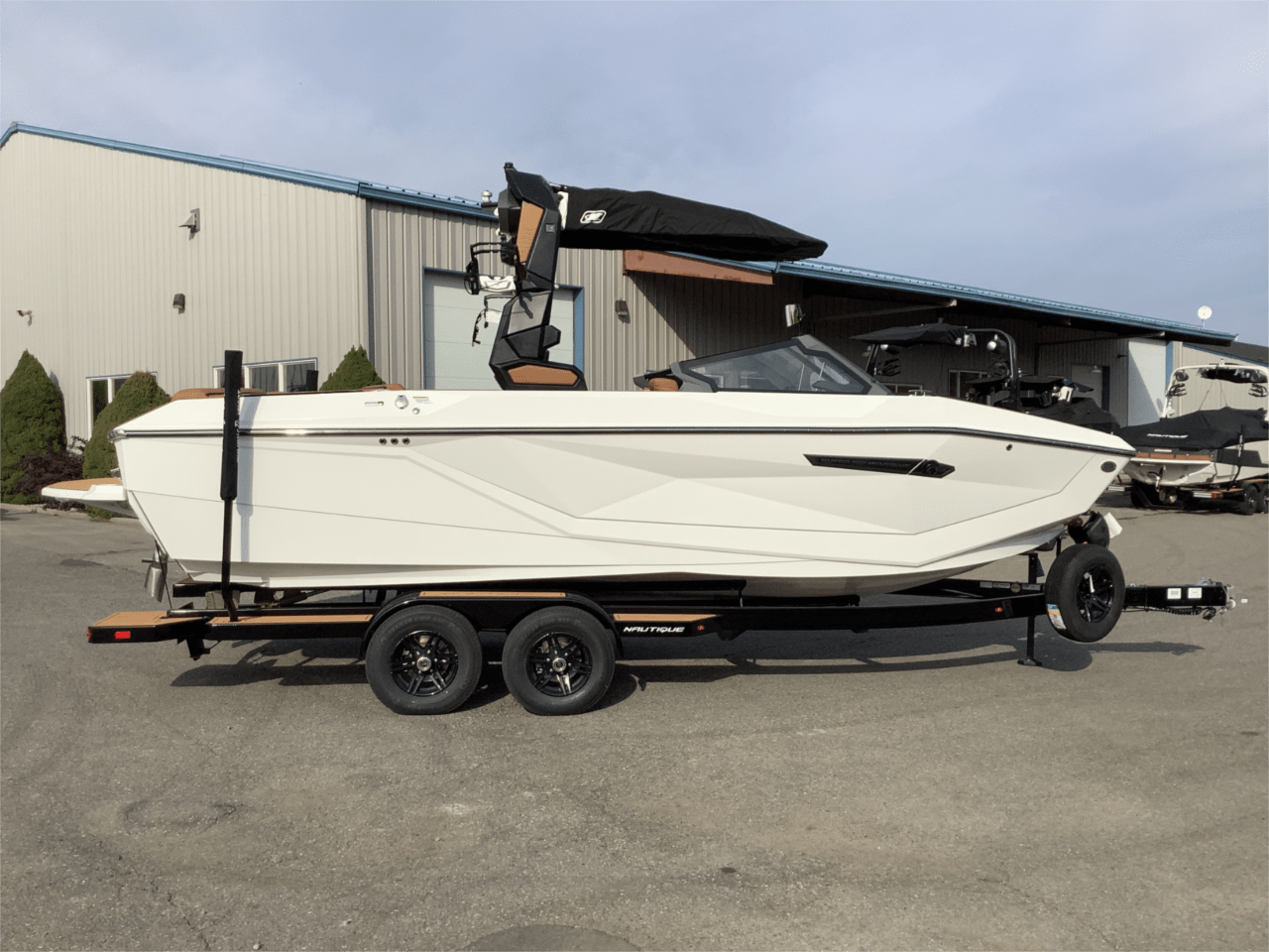 2025 Nautique G23