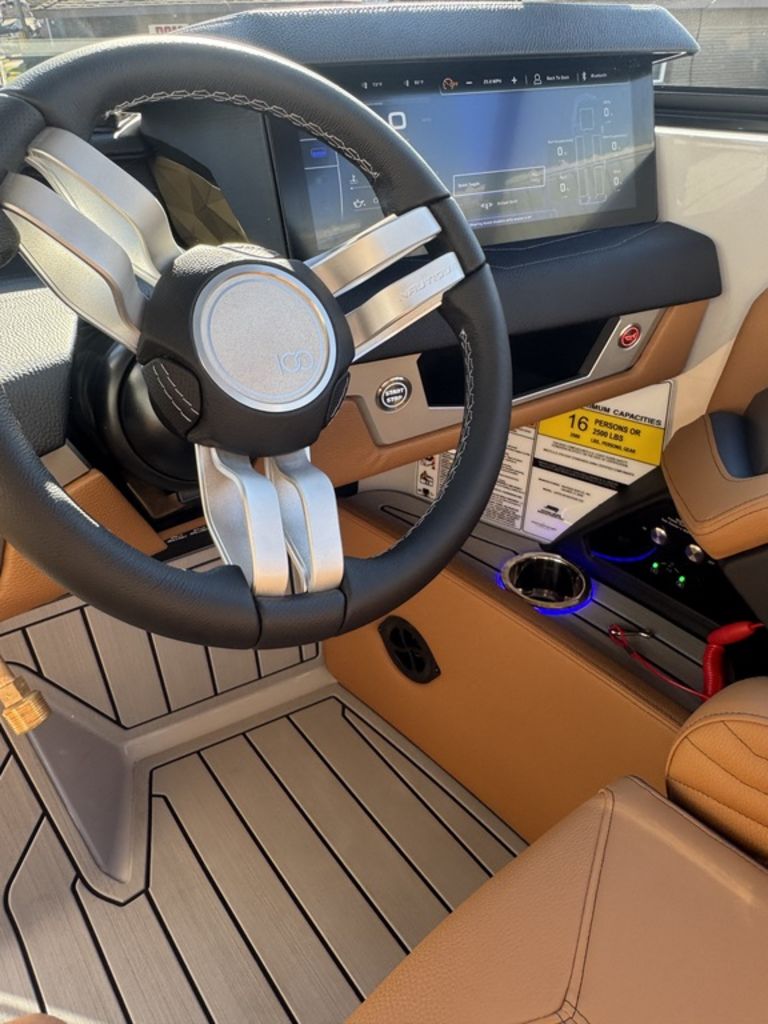 2025 Nautique Super Air Nautique G23