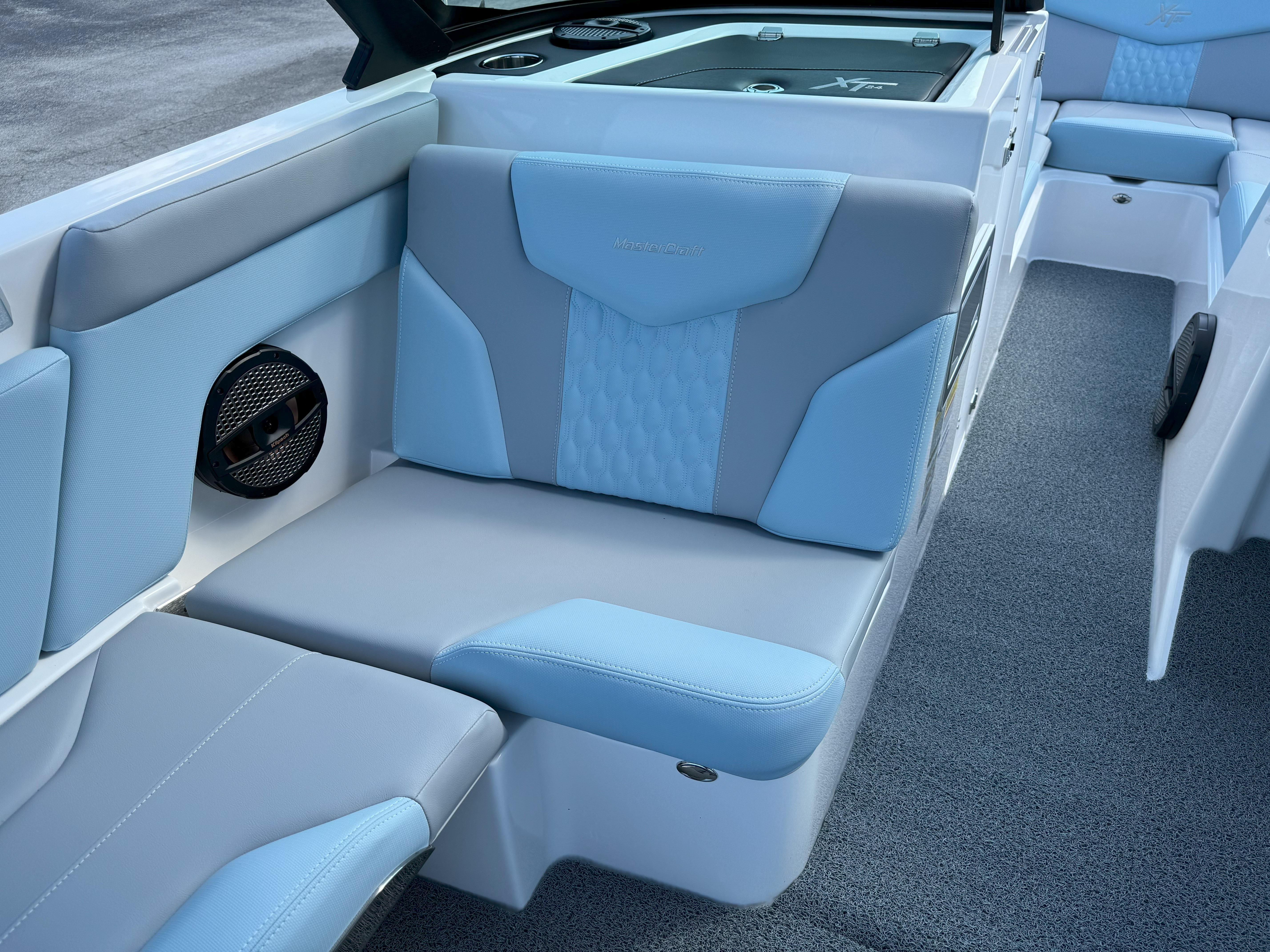 2024 MasterCraft XT24