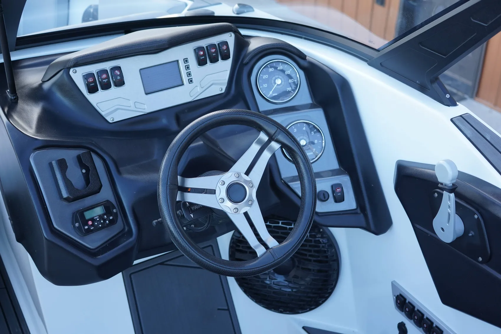 2019 Supreme ZS232
