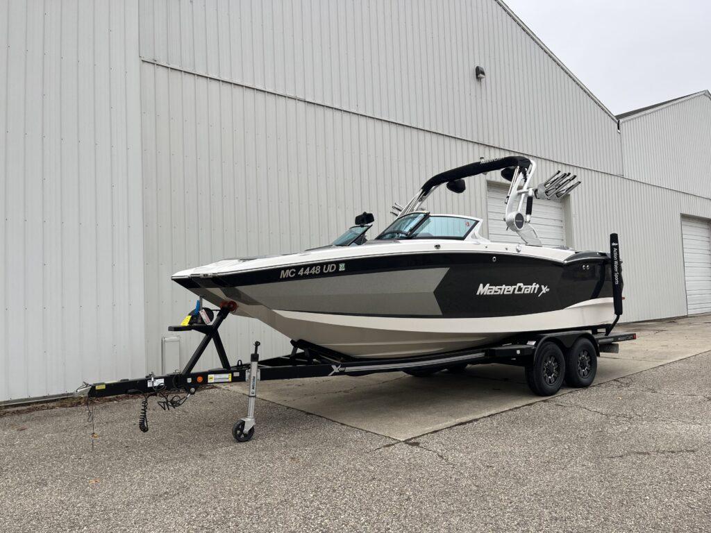 boat.Title