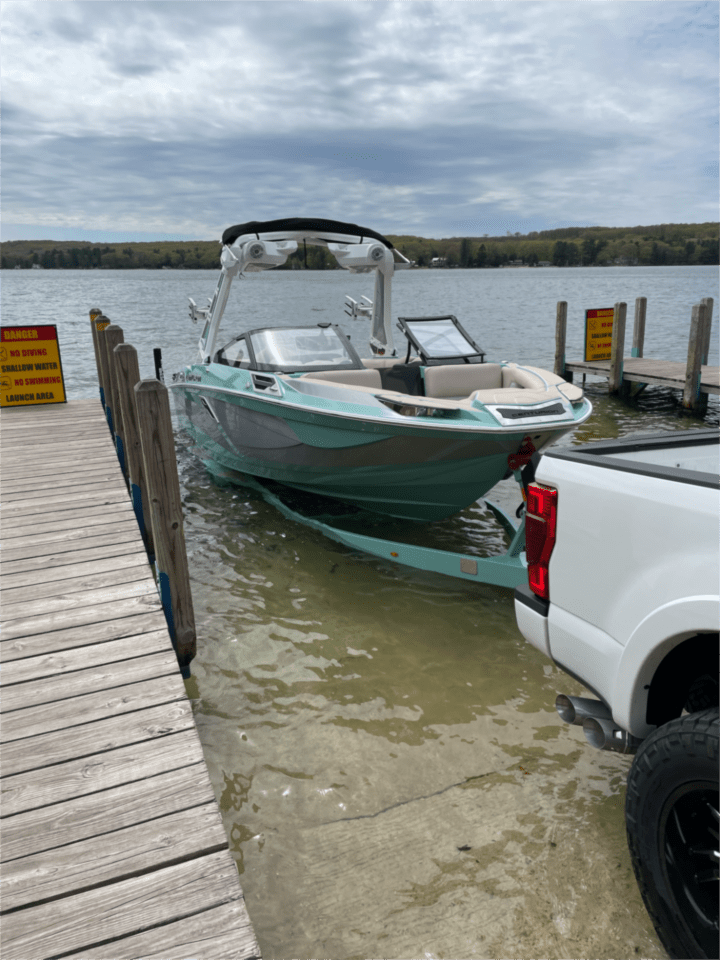Centurion Boats Ri230 V-Drive 23 2022 Icon