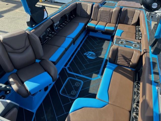 2024 Malibu 26 LSV *Huge Demo Discount- New*