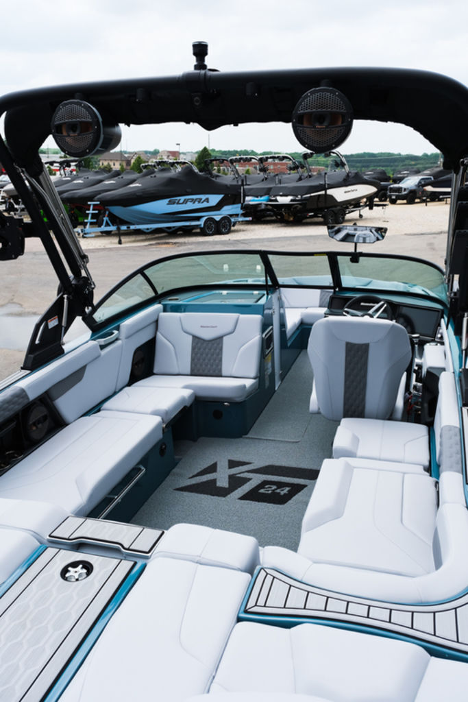 2025 MasterCraft XT24 Icon
