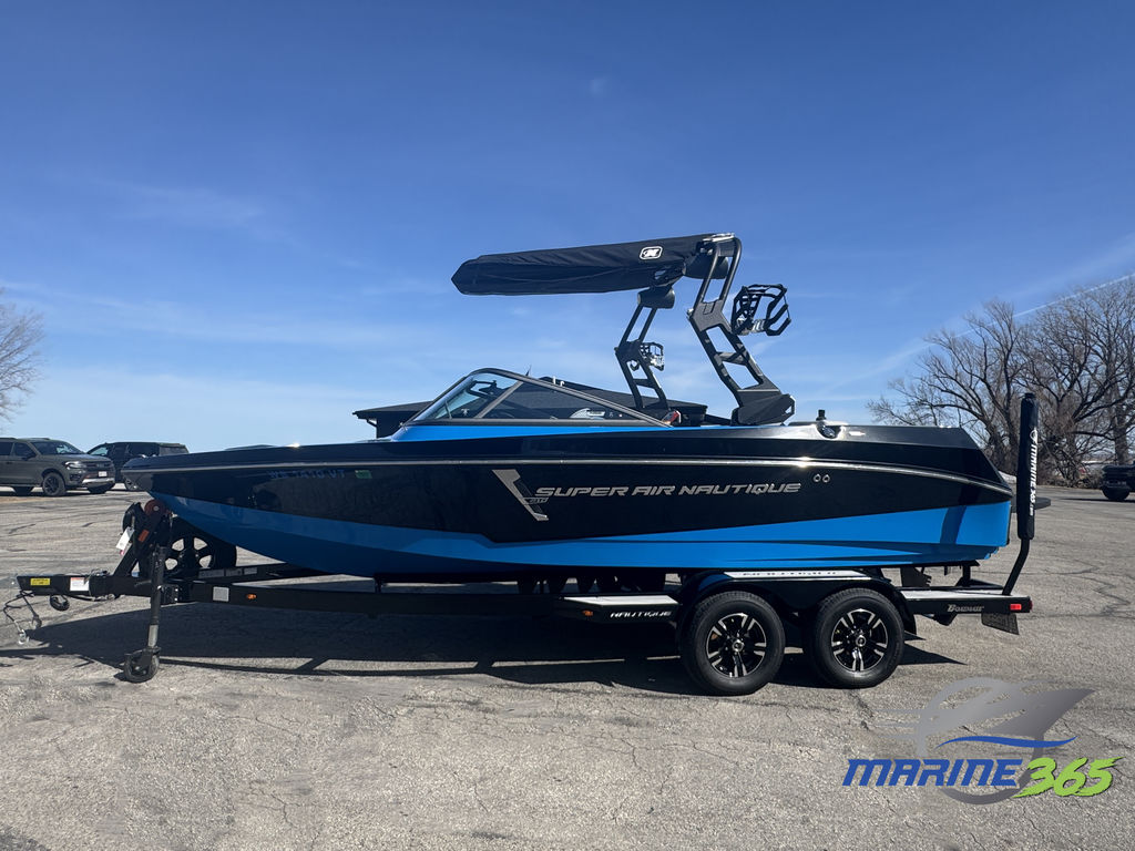 2021 Nautique Super Air Nautique 210