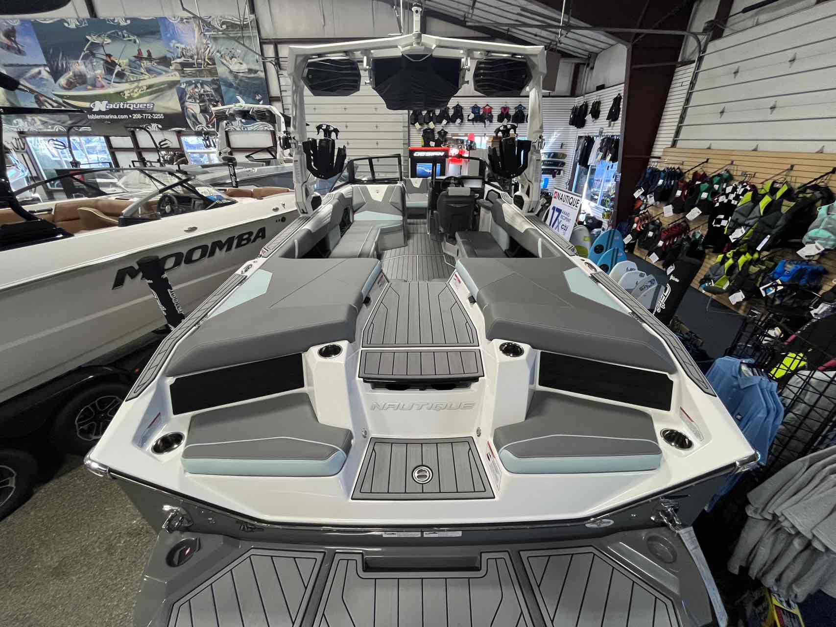 2024 Nautique S25