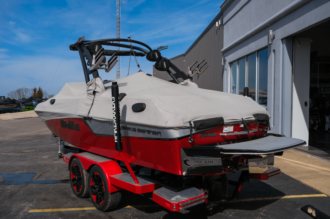 2017 MALIBU 22 MXZ 1 OWNER PERFECT HUGE STEREO ADDS SURF PKG SALE PENDING SALE PENDING