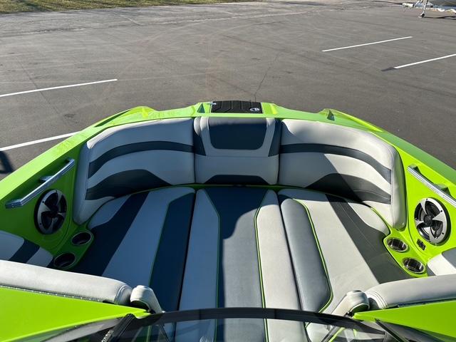 2017 Malibu Wakesetter 22 MXZ *Pending Deal*