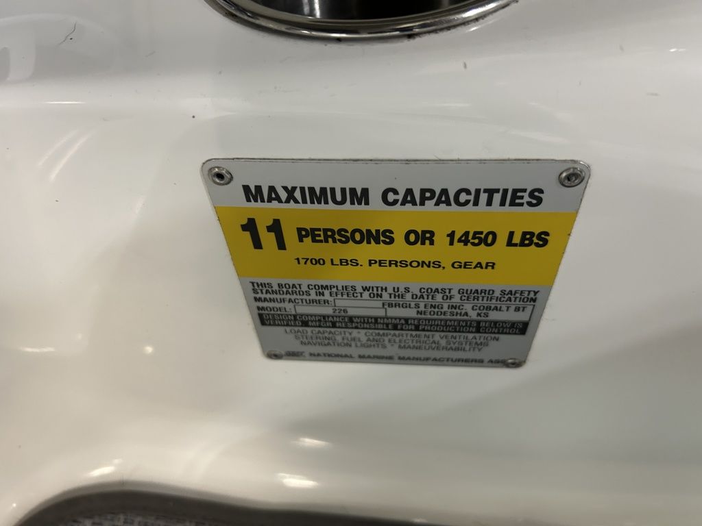 2003 Cobalt Boats 226 Icon