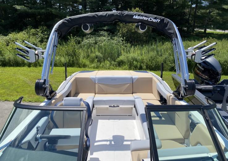 2024 Mastercraft NXT 23 Navy/Red/Stealth Gray