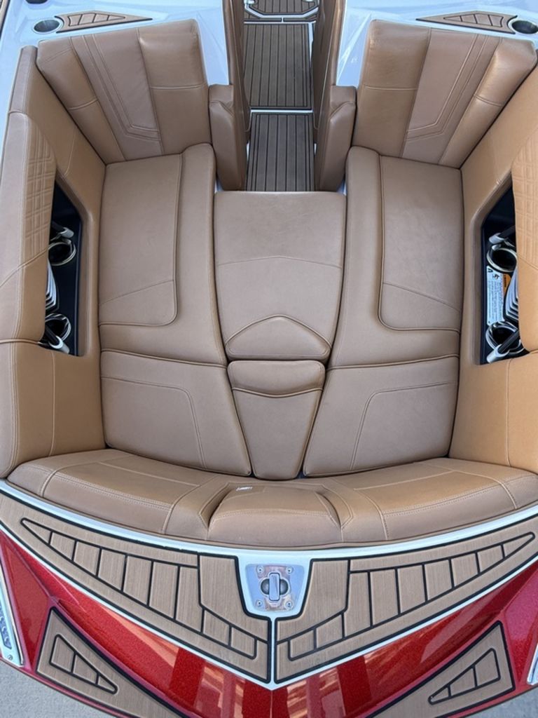 2020 Nautique G25