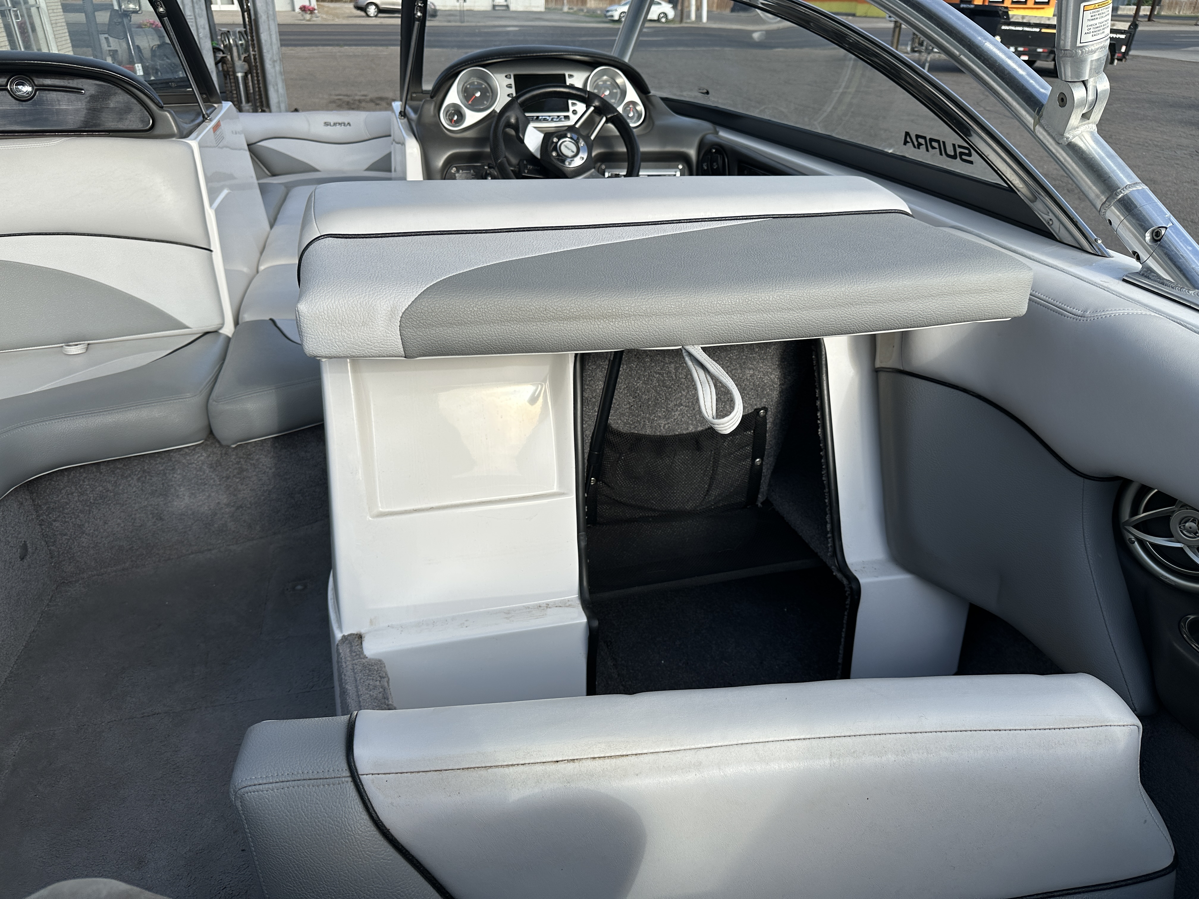 2010 Supra Boats Launch 22V