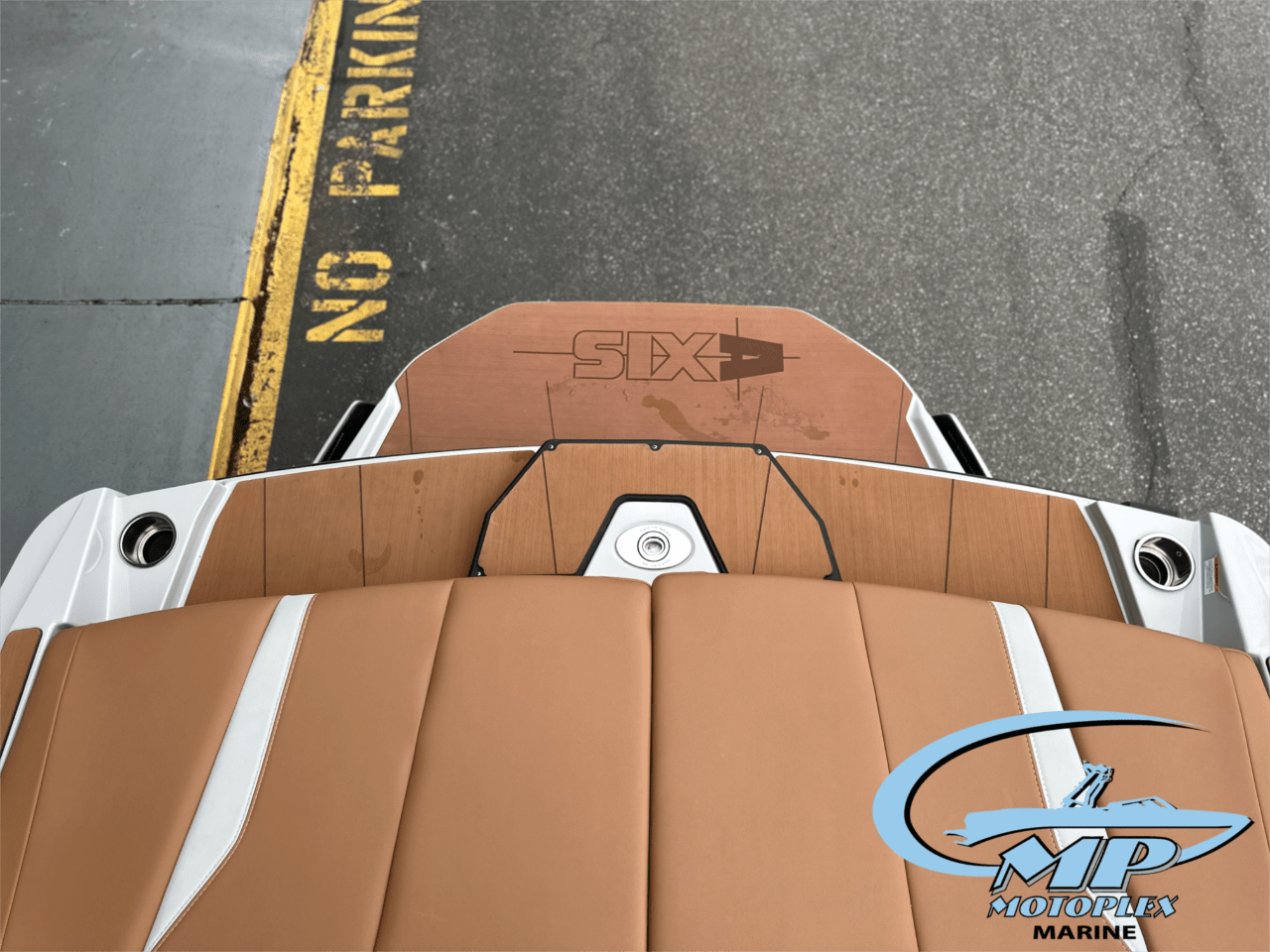 2023 Axis T235