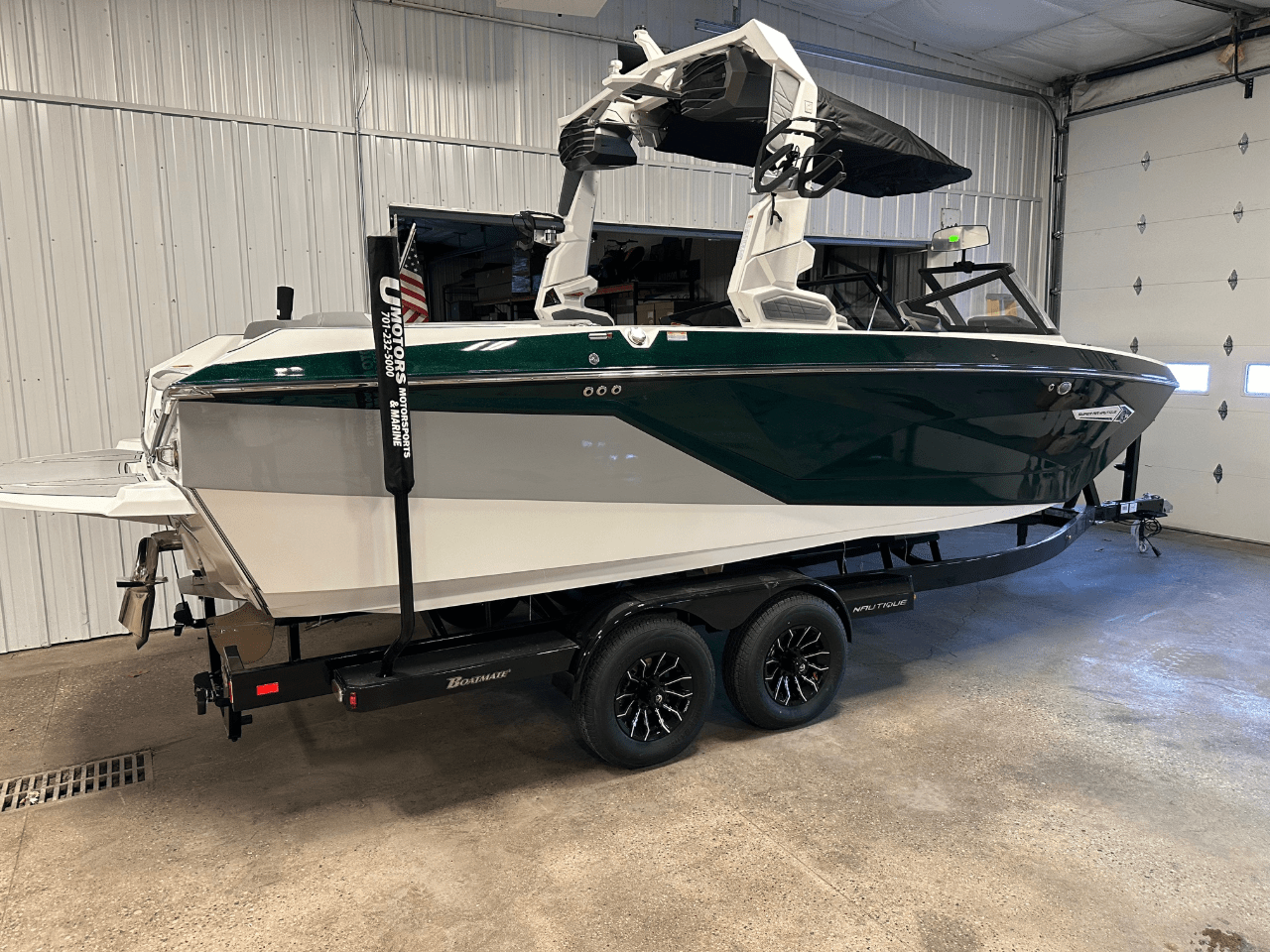 2024 Nautique G23