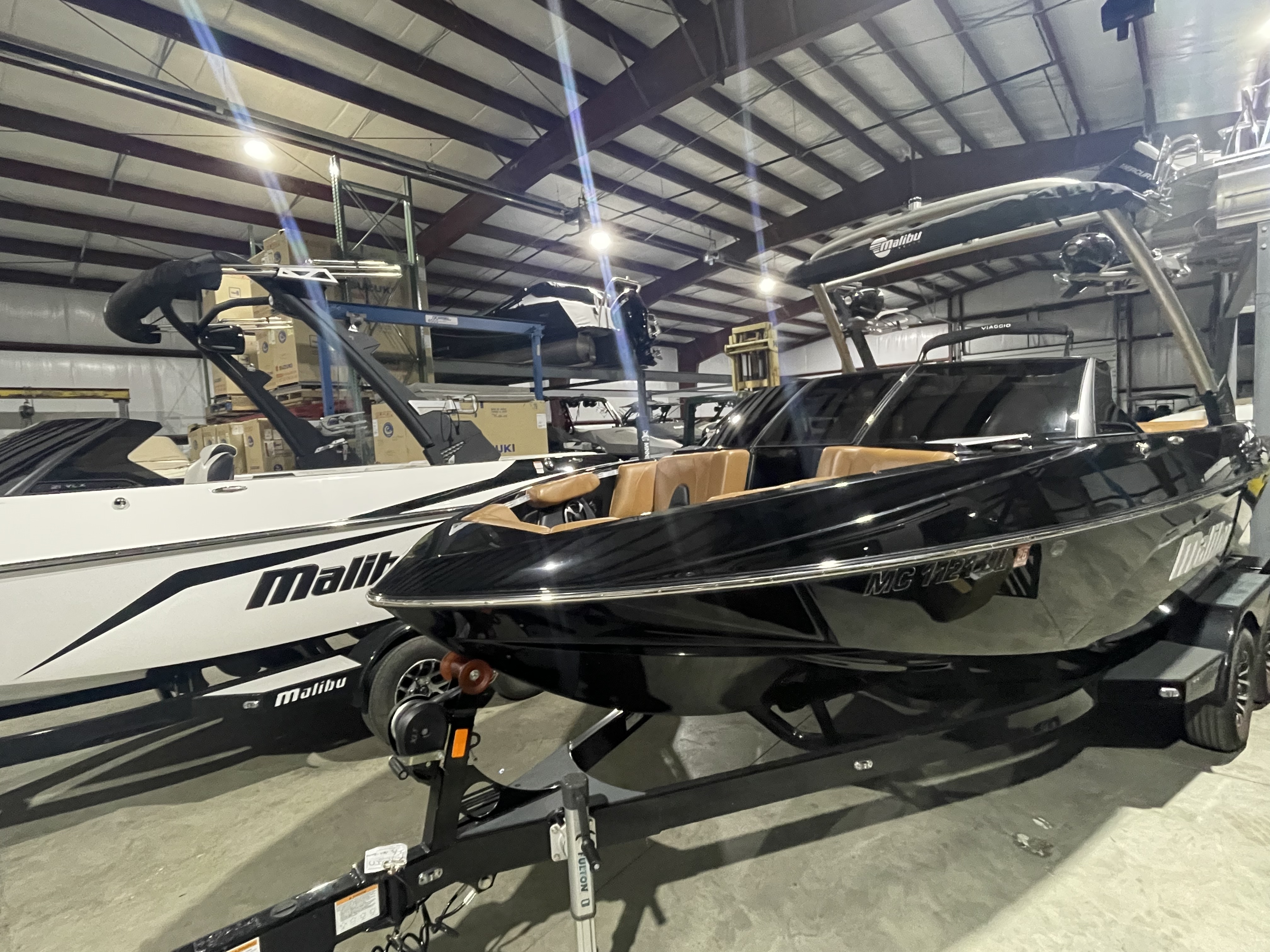 2020 Malibu 21 VLX Wakesetter - New Arrival!