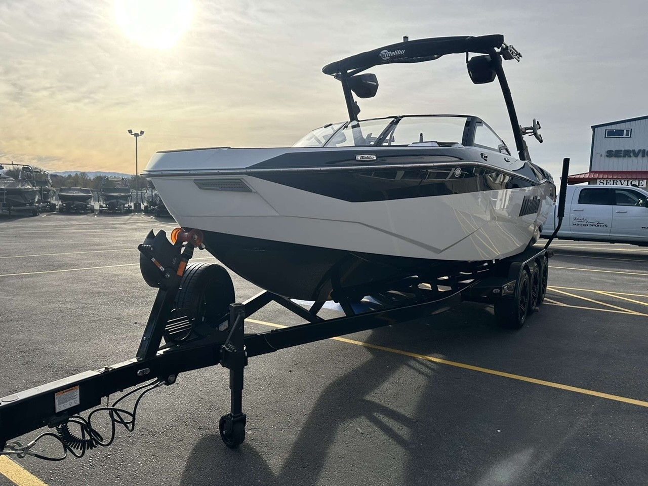 2025 Malibu Boats 25 LSV
