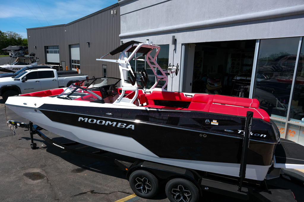 2025 MOOMBA Tykon